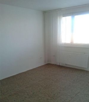 Ponúkame Vám na predaj 2 garsonku de luxe Bratislava-Petržalka, Jungmannova ul.