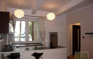 BELLA Real Estate ponúka na prenájom nový 2-izb. byt v centre mesta NEPLATÍTE PR