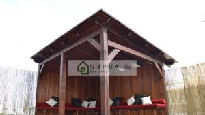 2 IZBOVÝ BYT - VLASTNÁ ZÁHRADA 90 M2 - ALTÁNOK, VSTAVANÁ SKRIŇA
