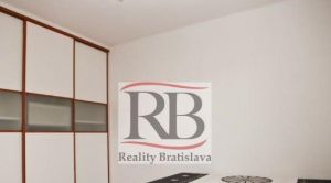 2-izbový byt, Továrenská, Bratislava I
