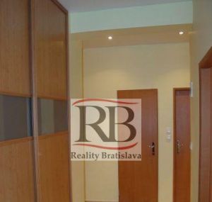 2-izbový byt, Krížná, Bratislava I