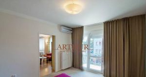 ARTHUR - Moderný klimatizovaný 2 izb. byt, Hollého, CENTRUM
