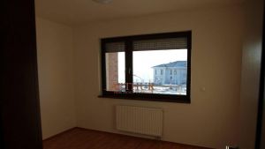 ARTHUR - Na prenájom, 2-izb. byt na KOLIBE , Lopúchova ul