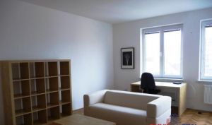 2-izbový byt, Obchodná ul., kompletne zariadený, kompletná rekonštrukcia, 2 nepr