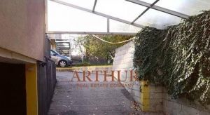 ARTHUR - Na predaj zariadený 2-izbový byt vo Vrakuni, trávnatá terasa