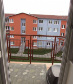 ARTHUR – Na predaj priestranný 2-izbový byt v Pezinku – sídlisko Mušk – fotka 4